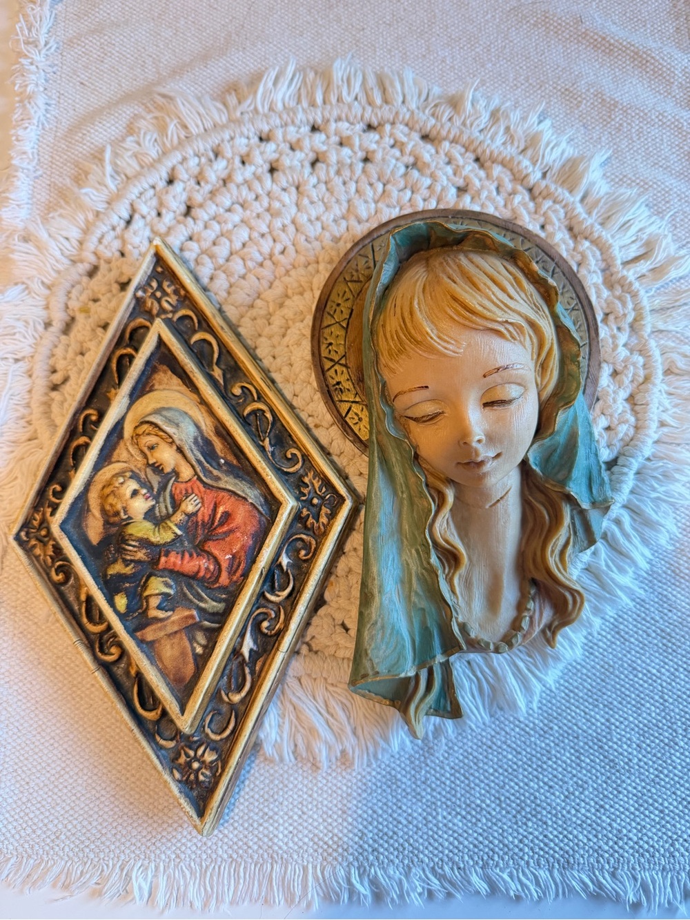 Vintage resin mother Mary and baby Jesus 10” and 9”